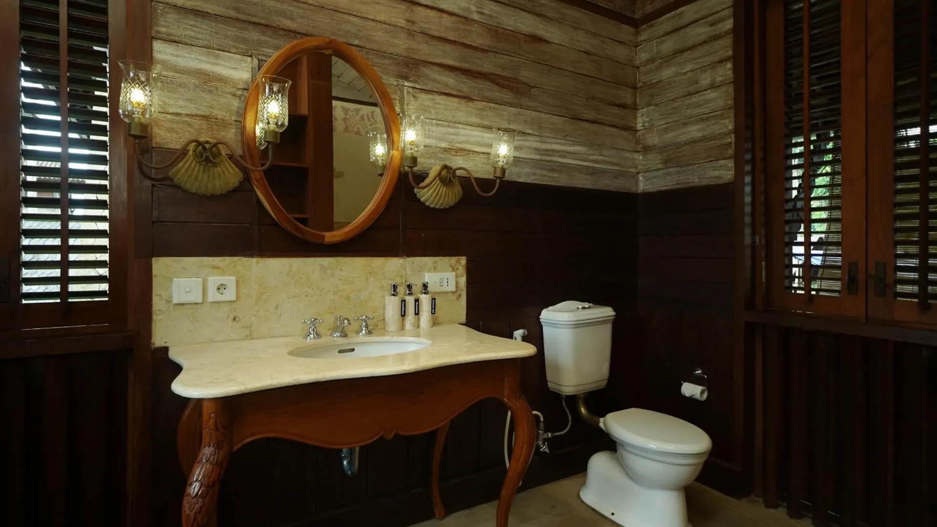 Villa Amaru Ubud  Indonesia